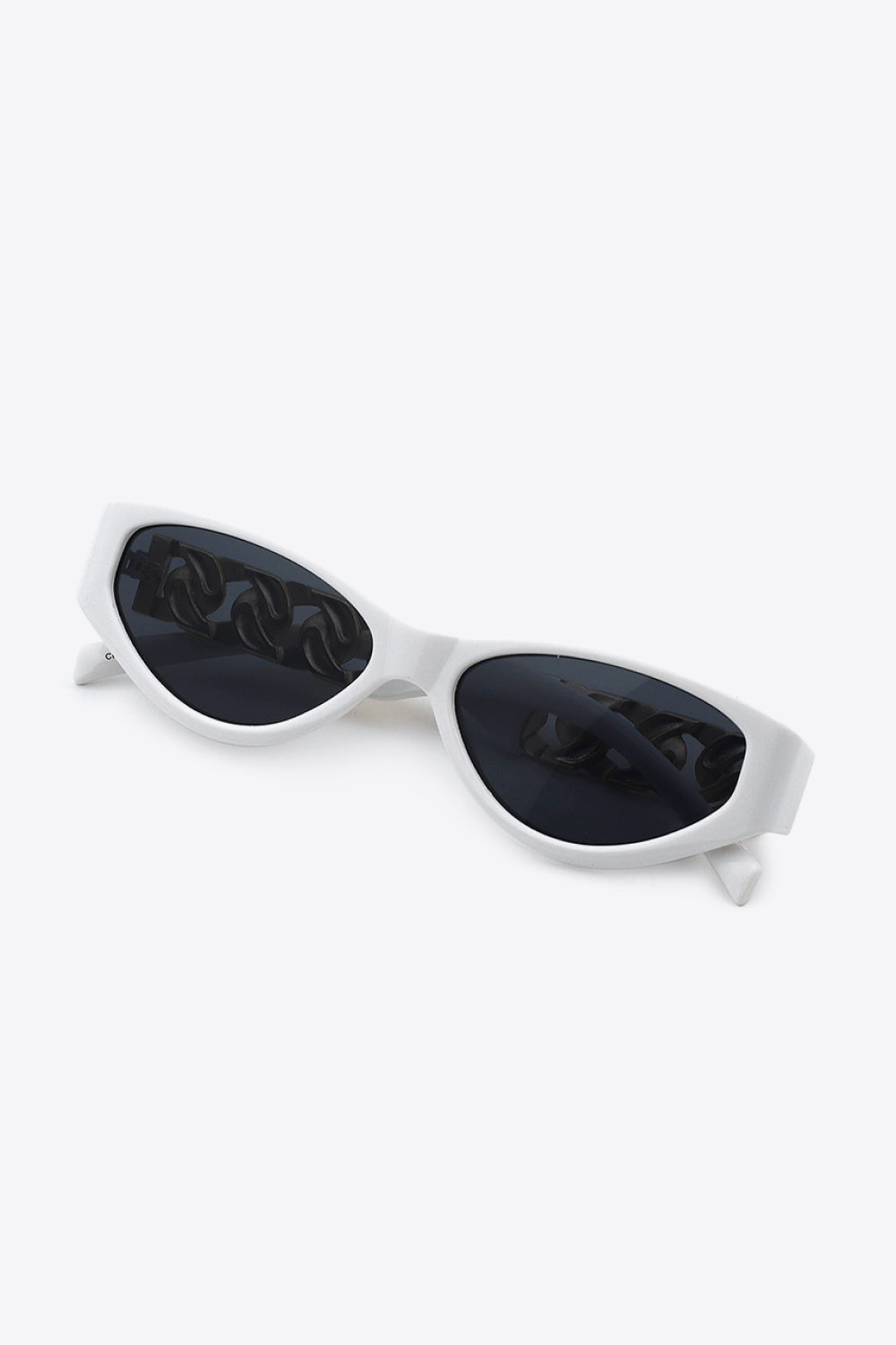 Chain Detail Sunglasses